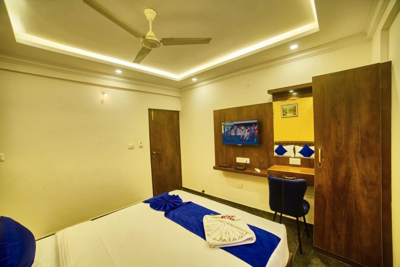 Sm Royal Stay Hotel - Near Bangalore International Airport Devanahalli Екстериор снимка